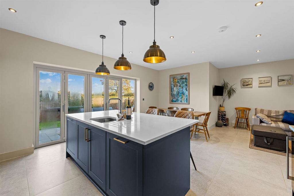 23 North Lodge Road-19.jpg