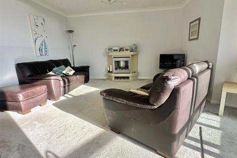 3 bedroom apartment for sale, Camden Hurst, Milford on Sea, Lymington, New Forest, SO41