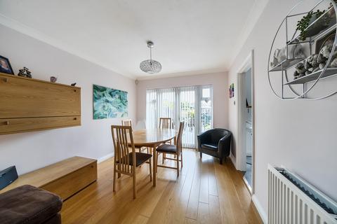 undefined, Charlbury Road, Ickenham, Uxbridge