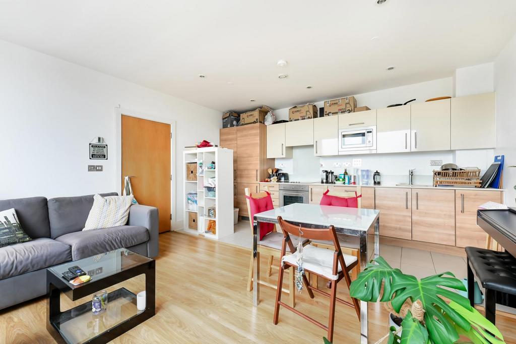 Apartment in London - View 2