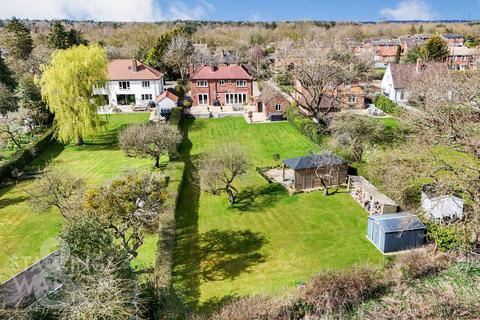 4 bedroom detached house for sale, High Green, Brooke, Norwich
