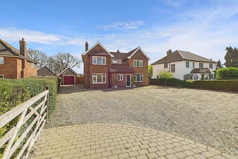 4 bedroom detached house for sale, High Green, Brooke, Norwich