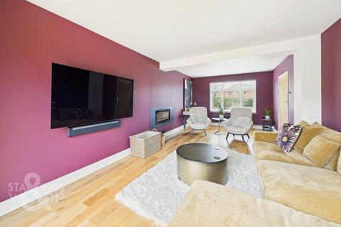 4 bedroom detached house for sale, High Green, Brooke, Norwich