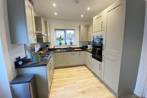 3 bedroom semi-detached house for sale, 68 Frith Close, Shrewsbury, SY2 5XW