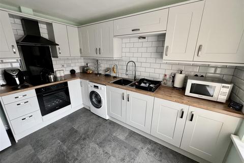 undefined, Dol Y Dderwen, Bonllwyn, Ammanford