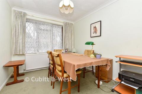 Penrose Road, Fetcham, Leatherhead, Surrey