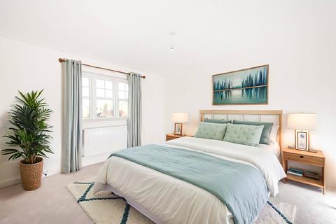 undefined, Thornbrook Close, Stoke Mandeville, Aylesbury, Buckinghamshire, HP22
