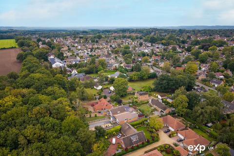 2 bedroom detached bungalow for sale, Chapel Lane, Nottingham NG15