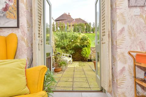 3 bedroom cottage to rent, Mount Pleasant Arundel BN18