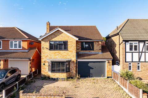 4 bedroom detached house for sale, Martingale, Benfleet, SS7