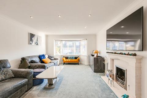 4 bedroom detached house for sale, Martingale, Benfleet, SS7