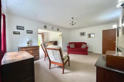 undefined, 31 Broom Road, Kinross, KY13