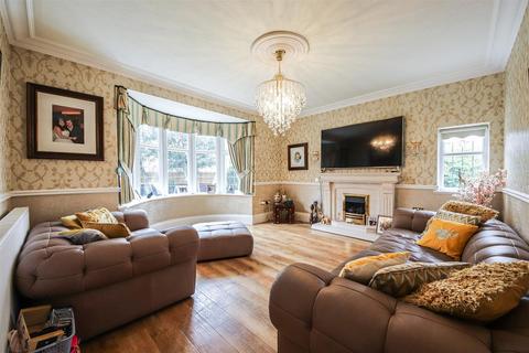 undefined, Waterloo Road, Southport PR8