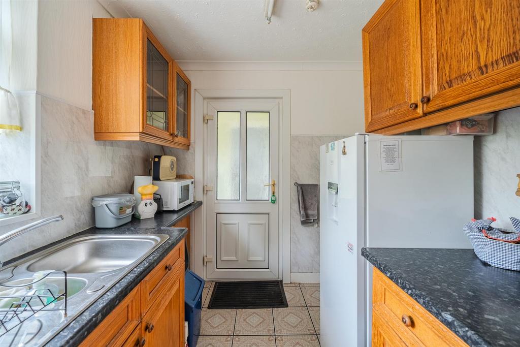 33 Hawthorn Road-15.jpg