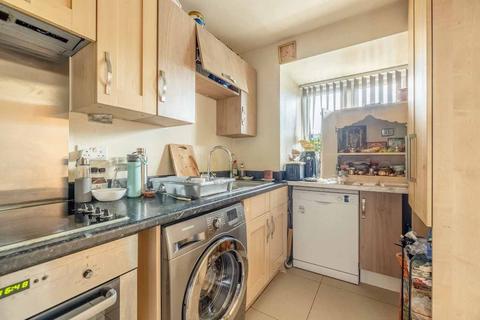 undefined, Mathecombe Road, Cippenham SL1