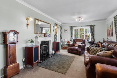 undefined, Lewis Road, Radford Semele, Leamington Spa