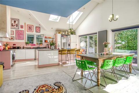 4 bedroom bungalow for sale, Dansie Close, Poole, Dorset, BH14