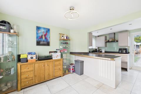 undefined, Mulfords Hill, Tadley, RG26