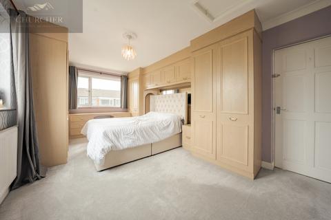 99 Manor Avenue, Burscough, Ormskirk, L40 7TU