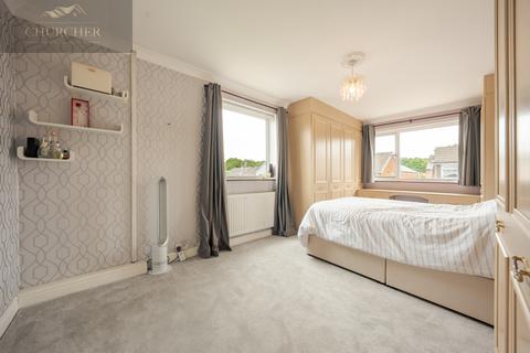 99 Manor Avenue, Burscough, Ormskirk, L40 7TU