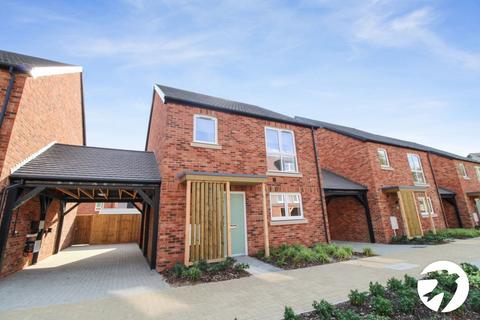4 bedroom detached house to rent, Ragstone Avenue, Alkerden, Ebbsfleet Valley, Swanscombe, DA10