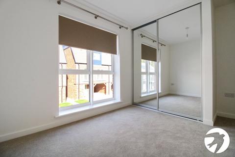 4 bedroom detached house to rent, Ragstone Avenue, Alkerden, Ebbsfleet Valley, Swanscombe, DA10