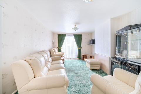 undefined, Carpenders Avenue, Watford, WD19