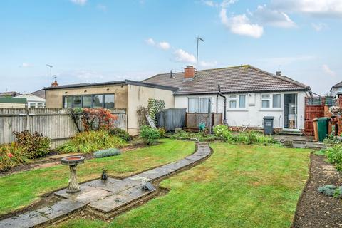 Carpenders Avenue, Watford, WD19