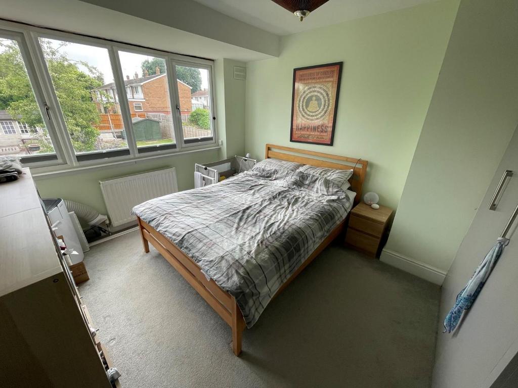 Bedroom One.jpg