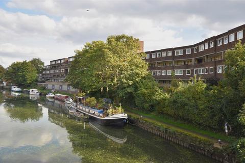 Galba Court, Brentford Dock