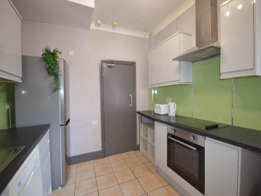Kitchen - 2