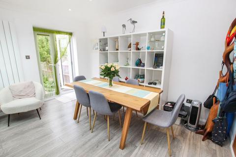2 bedroom bungalow for sale, Greenhill Gardens, Herne Bay