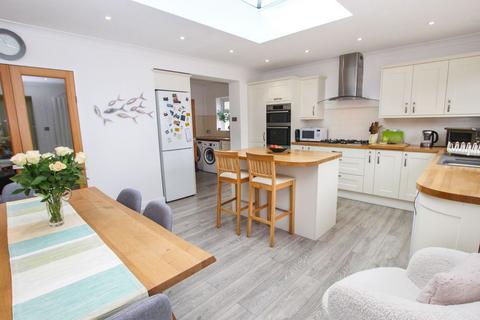 2 bedroom bungalow for sale, Greenhill Gardens, Herne Bay