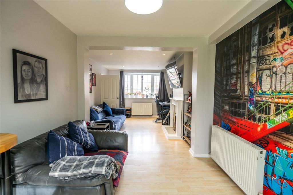 Living/Dining Room