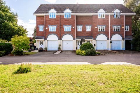 3 bedroom terraced house for sale, Delph Drive, Ormskirk L40