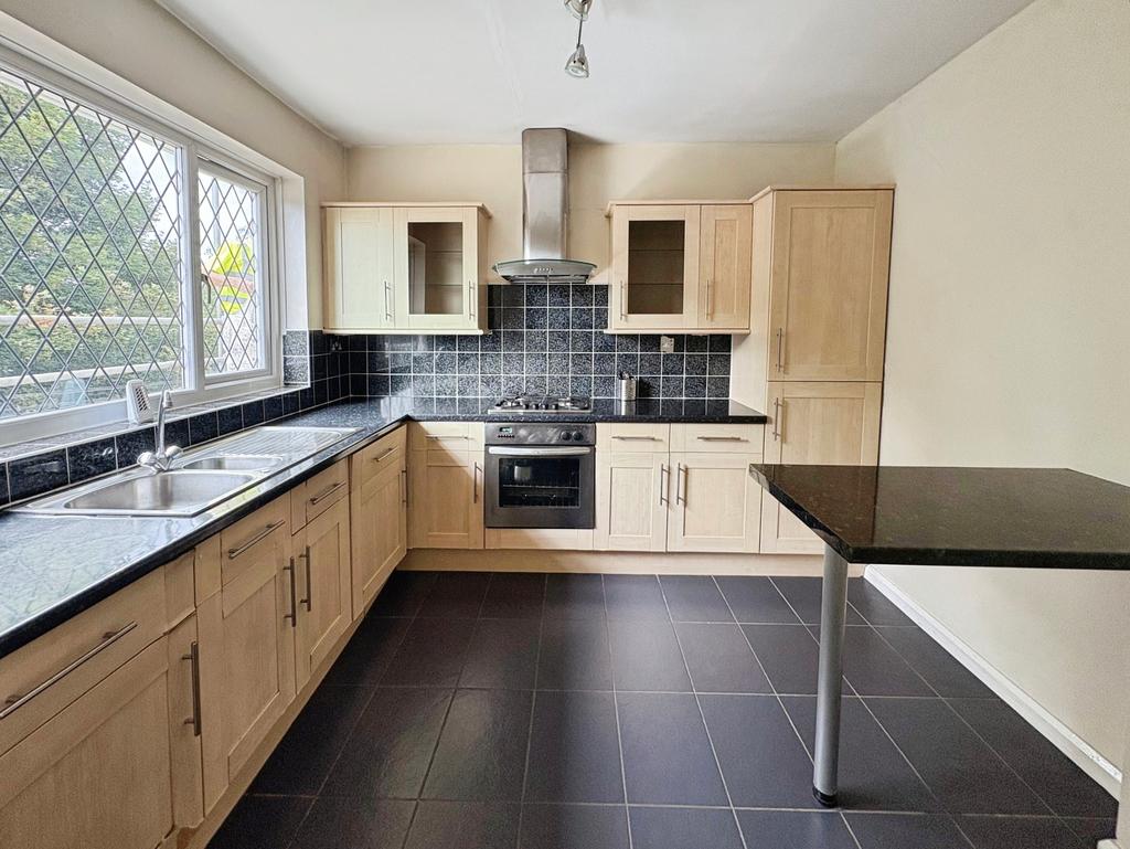 Apartment in Newcastle upon Tyne - View 2