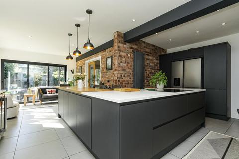 4 bedroom detached house for sale, Cherry Drive, Canterbury, Kent, CT2