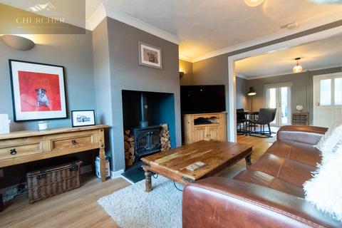 17 Lord Street, Burscough, Ormskirk, L40 4BZ