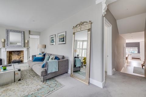 undefined, Inglethorpe Street, Bishops Park, London