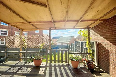 3 bedroom semi-detached house for sale, Herongate Road, Leicester, LE5