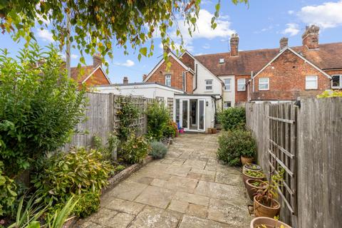 2 bedroom terraced house for sale, Framfield Road, Uckfield, East Sussex, TN22