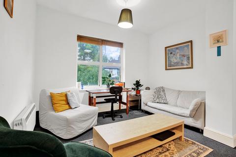 1 bedroom flat to rent, Camden Road, Holloway, London