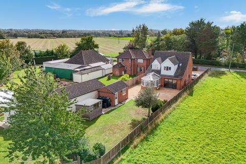 undefined, Dereham Road, Thuxton, Norwich, Norfolk, NR9