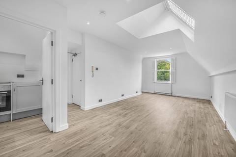 2 bedroom flat for sale, Sheen Lane, East Sheen, London