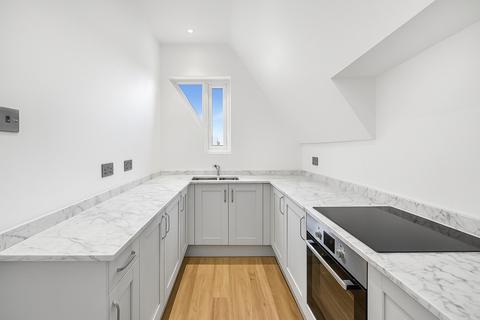 2 bedroom flat for sale, Sheen Lane, East Sheen, London