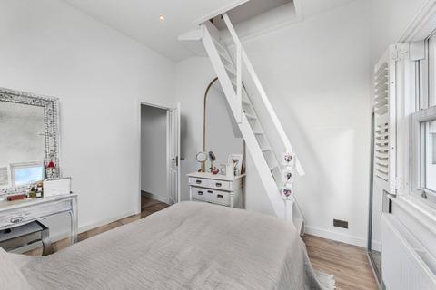 undefined, Sheen Lane, East Sheen, London