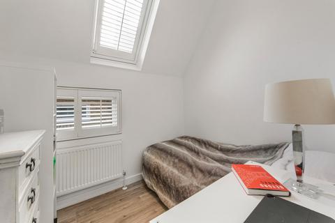 undefined, Sheen Lane, East Sheen, London