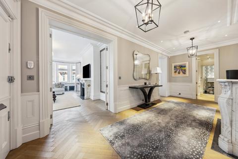 4 bedroom flat for sale, Basil Mansions, Basil Street, Knightsbridge