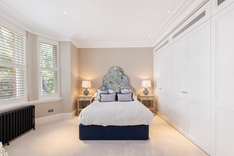 undefined, Basil Mansions, Basil Street, Knightsbridge
