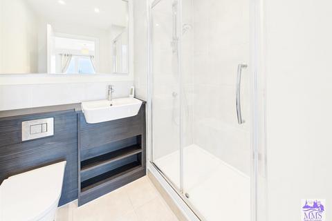 2 bedroom flat for sale, Pegasus Way, Gillingham